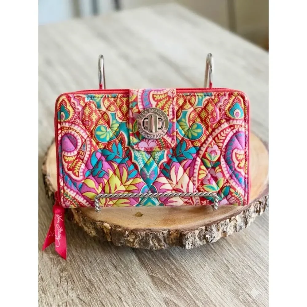 Vera Bradley Paisley in Paradise Turnlock Wallet Quilted - Picture 1 of 7